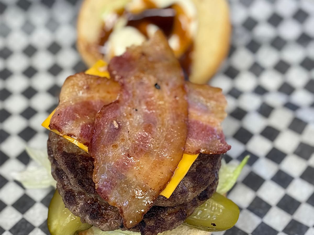 Banquet Burger w/Extra Patty